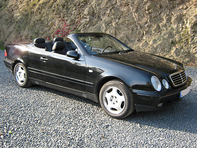 Mercedes Benz () CLK (A208) Cabrio:  