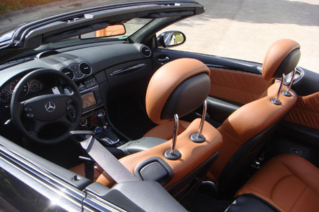 Mercedes Benz () CLK (A209) Cabrio:  