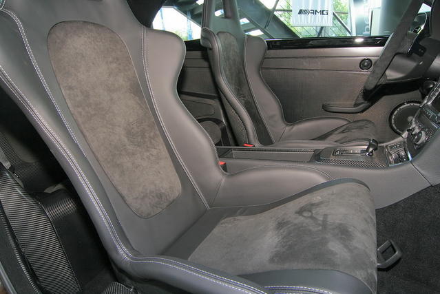 Mercedes Benz () CLK (A209) Cabrio:  