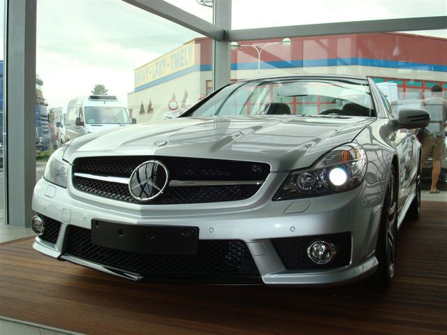 Mercedes Benz () SL (R230):  