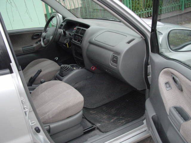 Suzuki () Escudo (Vitara) II:  