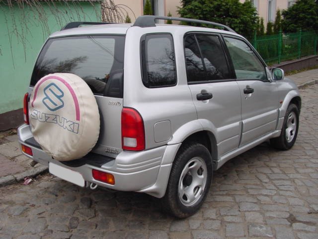 Suzuki () Escudo (Vitara) II:  