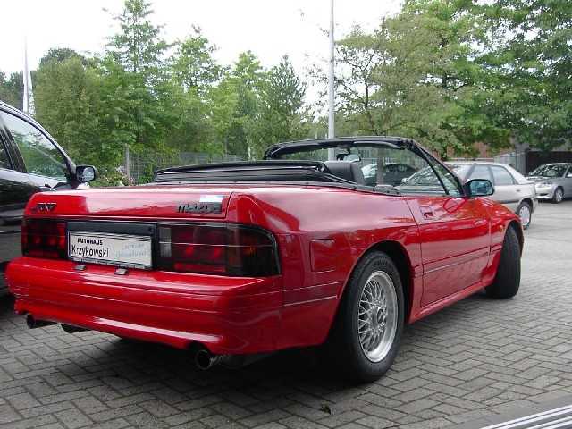 Mazda () RX-7 Savanna (F3C, FC3S):  