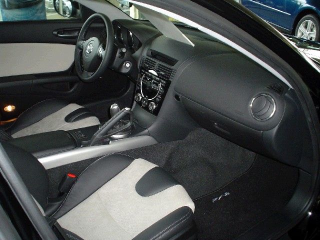 Mazda () RX-8 (SE3P):  