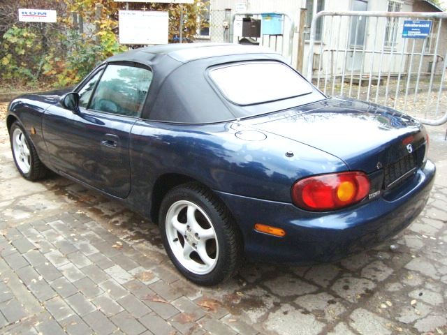 Mazda () MX-5 II Miata (NB):  