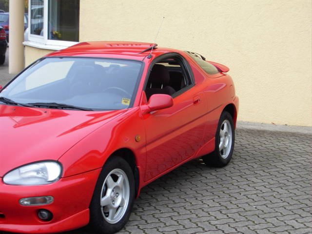 Mazda () MX-3:  