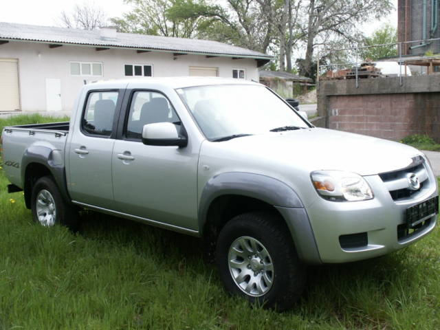 Mazda () BT-50:  