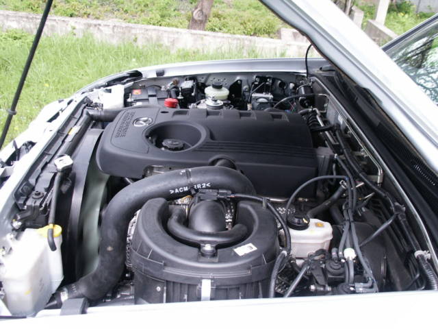 Mazda () BT-50:  