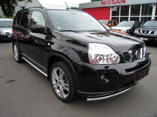 Nissan () X-Trail II (T31):  