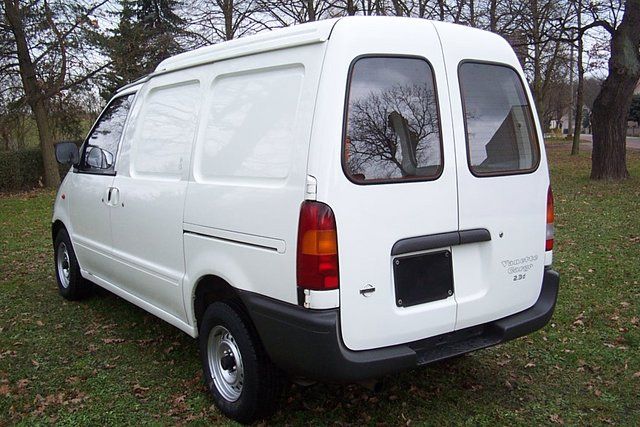 Nissan () Vanette Cargo HC23:  