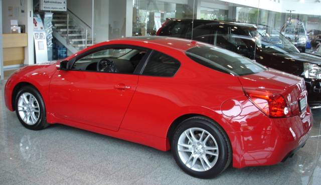 Nissan () Altima IVCoupe (CL32):  
