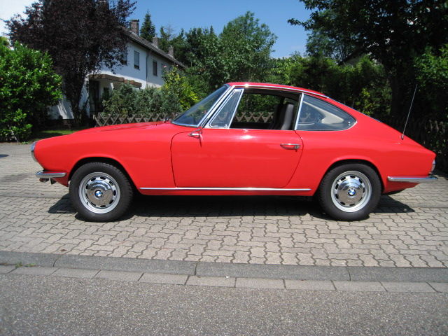 BMW () 1600 GT:  