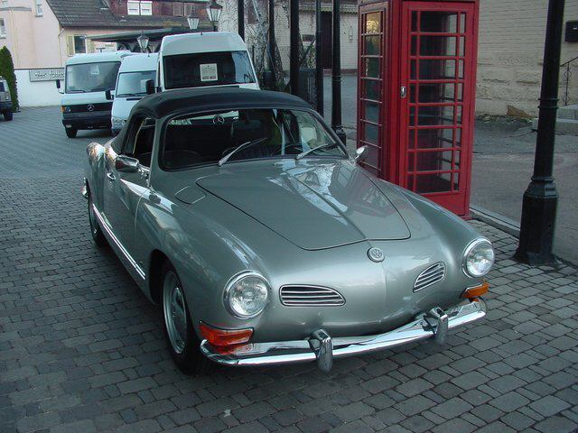 Volkswagen (VW) () Karmann Ghia Cabrio:  
