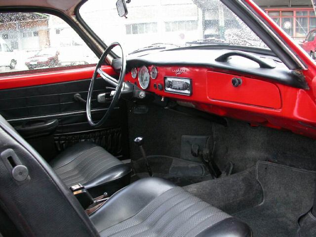 Volkswagen (VW) () Karmann Ghia Coupe:  