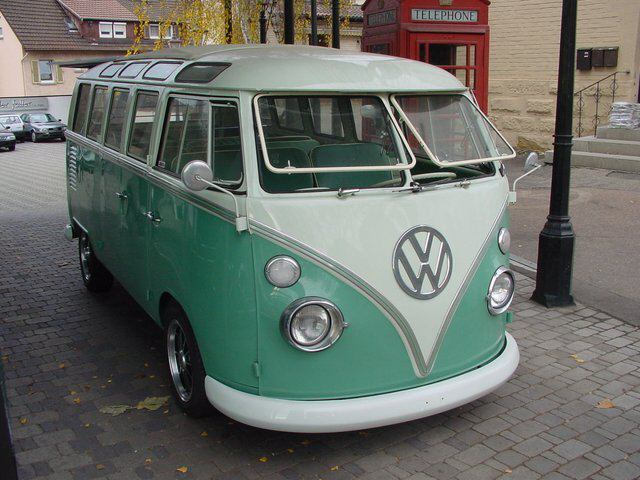 Volkswagen (VW) () Samba T1 Bus:  