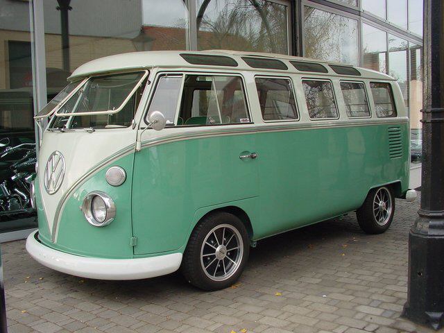 Volkswagen (VW) () Samba T1 Bus:  