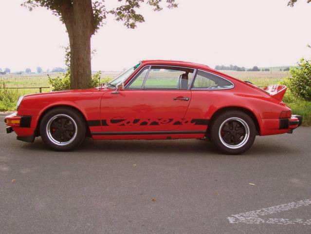 Porsche () 911 (930) arrera:  