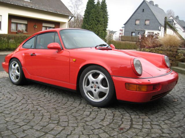 Porsche () 911 (964) Carrera 4:  