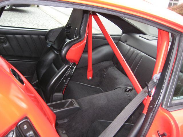 Porsche () 911 (964) Carrera 4:  