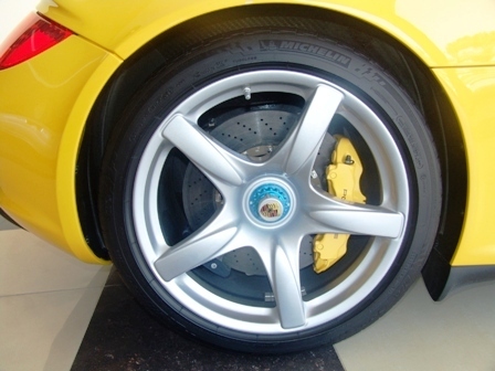 Porsche () Carrera GT:  