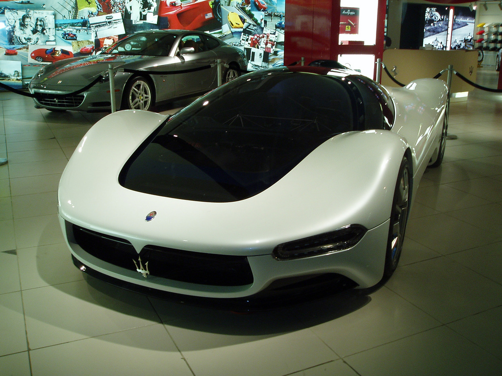 Maserati () Pininfarina Birdcage Concept, 2005:  