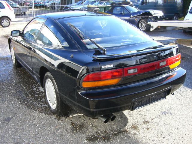Nissan () 200 SX (S13):  