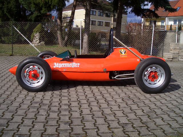 Volkswagen (VW) () Formel Vau:  