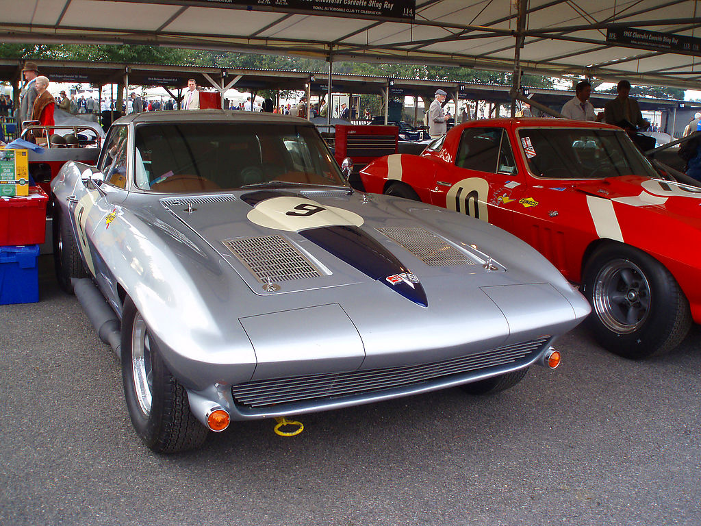 Chevrolet () Corvette Sting Ray, 1965:  