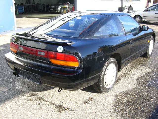 Nissan () 200 SX (S13):  