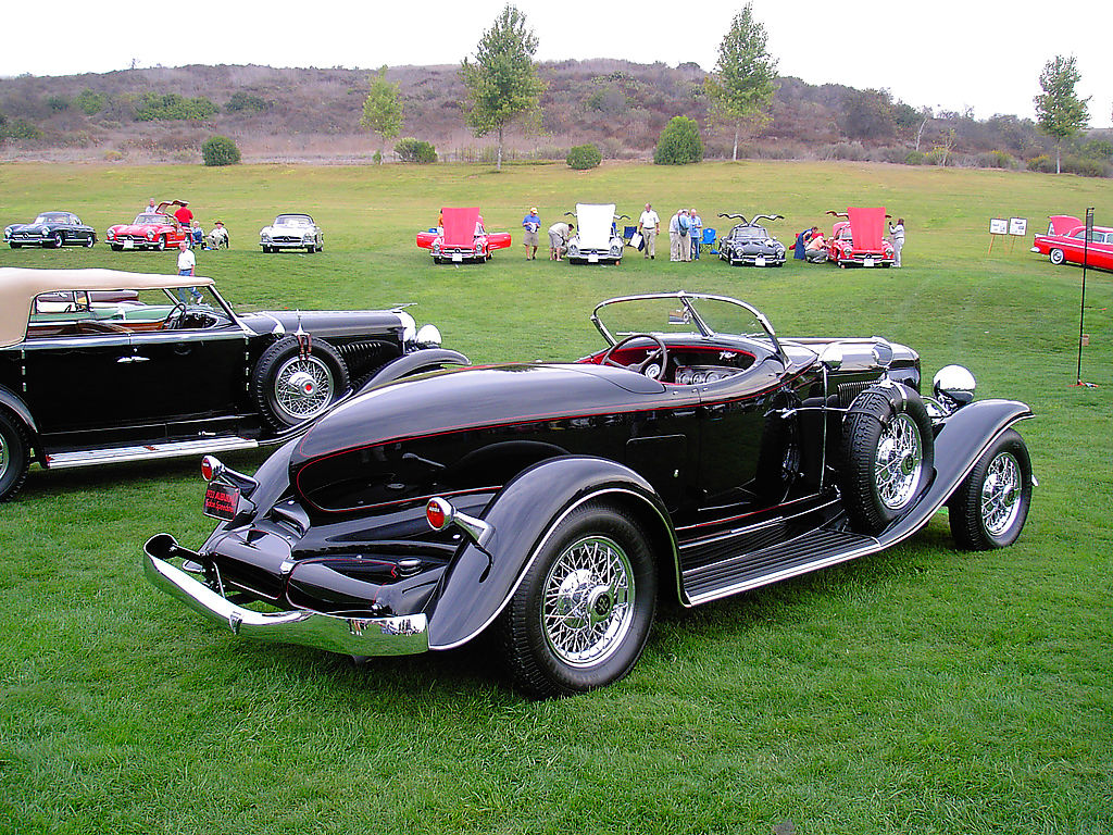 Auburn () 12-65 Salon 12-cyl Speedster, 1933:  