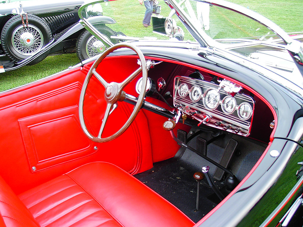 Auburn () 12-65 Salon 12-cyl Speedster, 1933:  