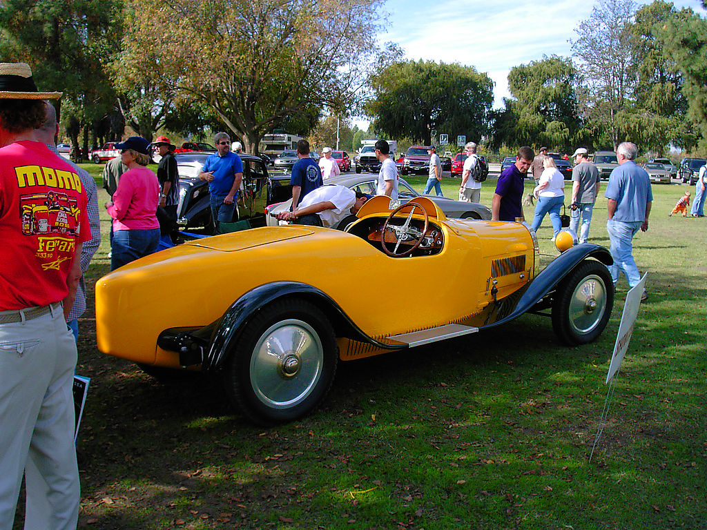 Bugatti () Type 38:  