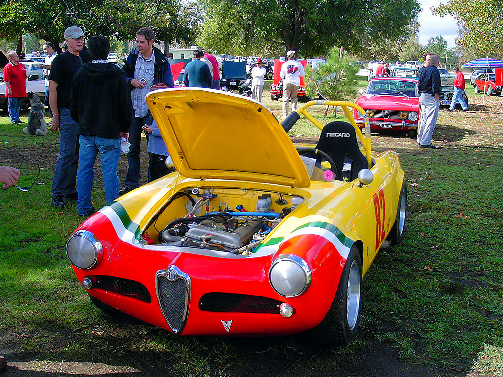 Alfa Romeo ( ) Giulietta Spider:  