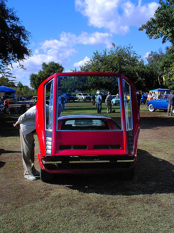 Maserati () Bora:  