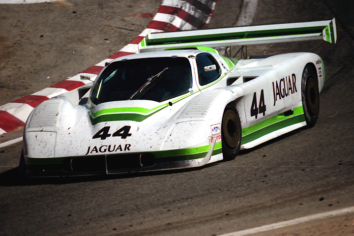 Jaguar () XJR-7:  