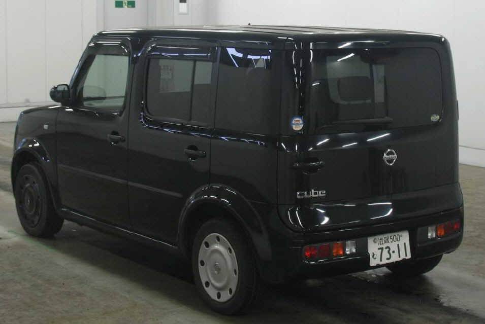 Nissan () Cube II (Z11):  