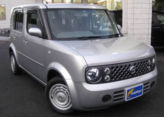 Nissan () Cube II (Z11):  