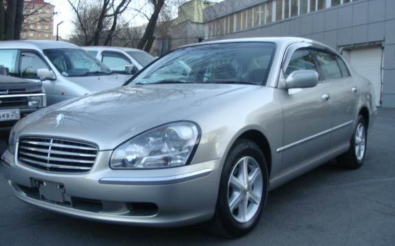 Nissan () Cima IV (F50):  