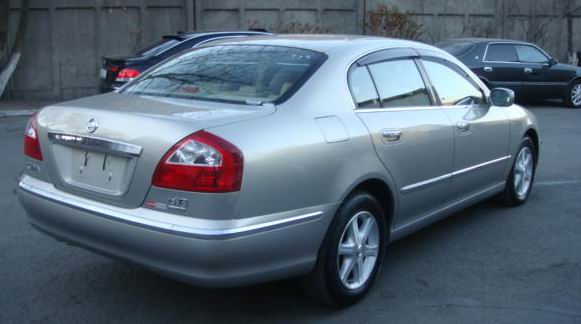 Nissan () Cima IV (F50):  
