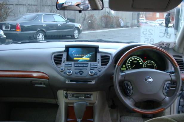 Nissan () Cima IV (F50):  