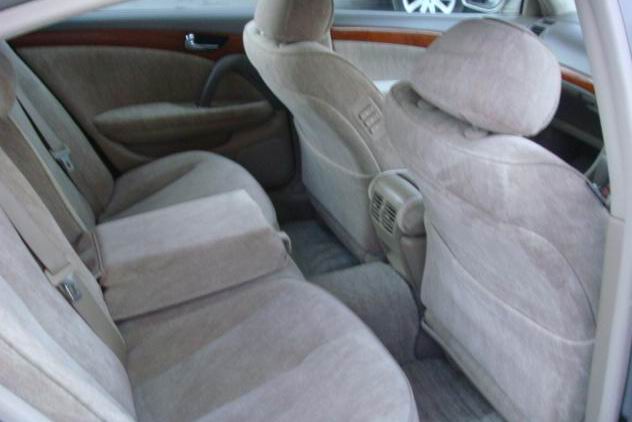 Nissan () Cima IV (F50):  