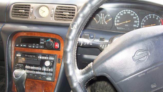 Nissan () Leopard III (Y32):  