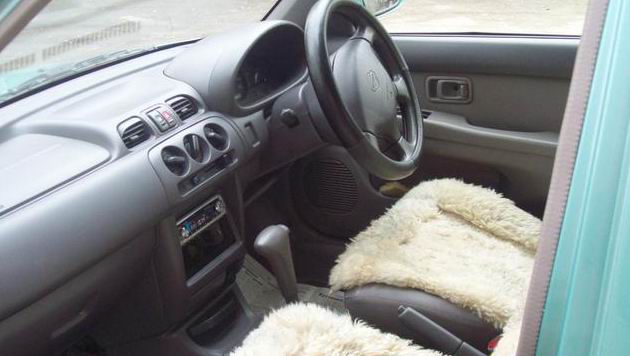 Nissan () March (Micra) K11:  