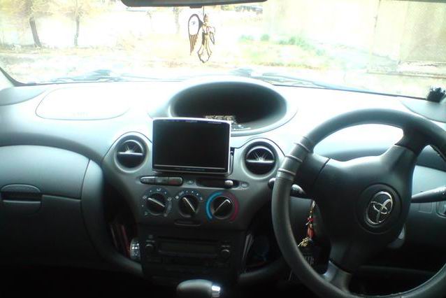 Toyota () Vitz I (CP1_):  