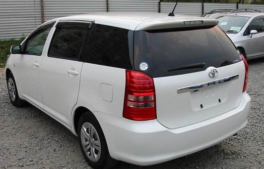 Toyota () Wish I (E10):  