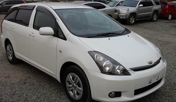 Toyota () Wish I (E10):  