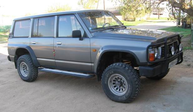 Nissan () Safari I (Patrol IV) Y60:  