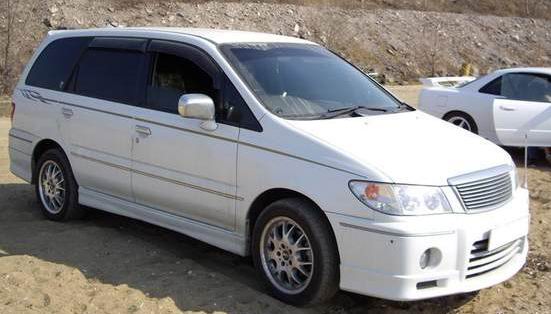 Nissan () Presage I (U30):  