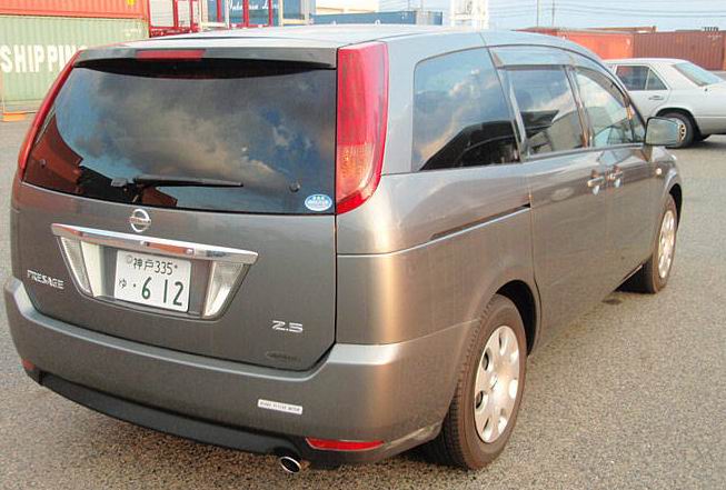 Nissan () Presage II (U31):  