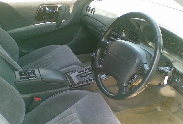 Nissan () President III (G50):  